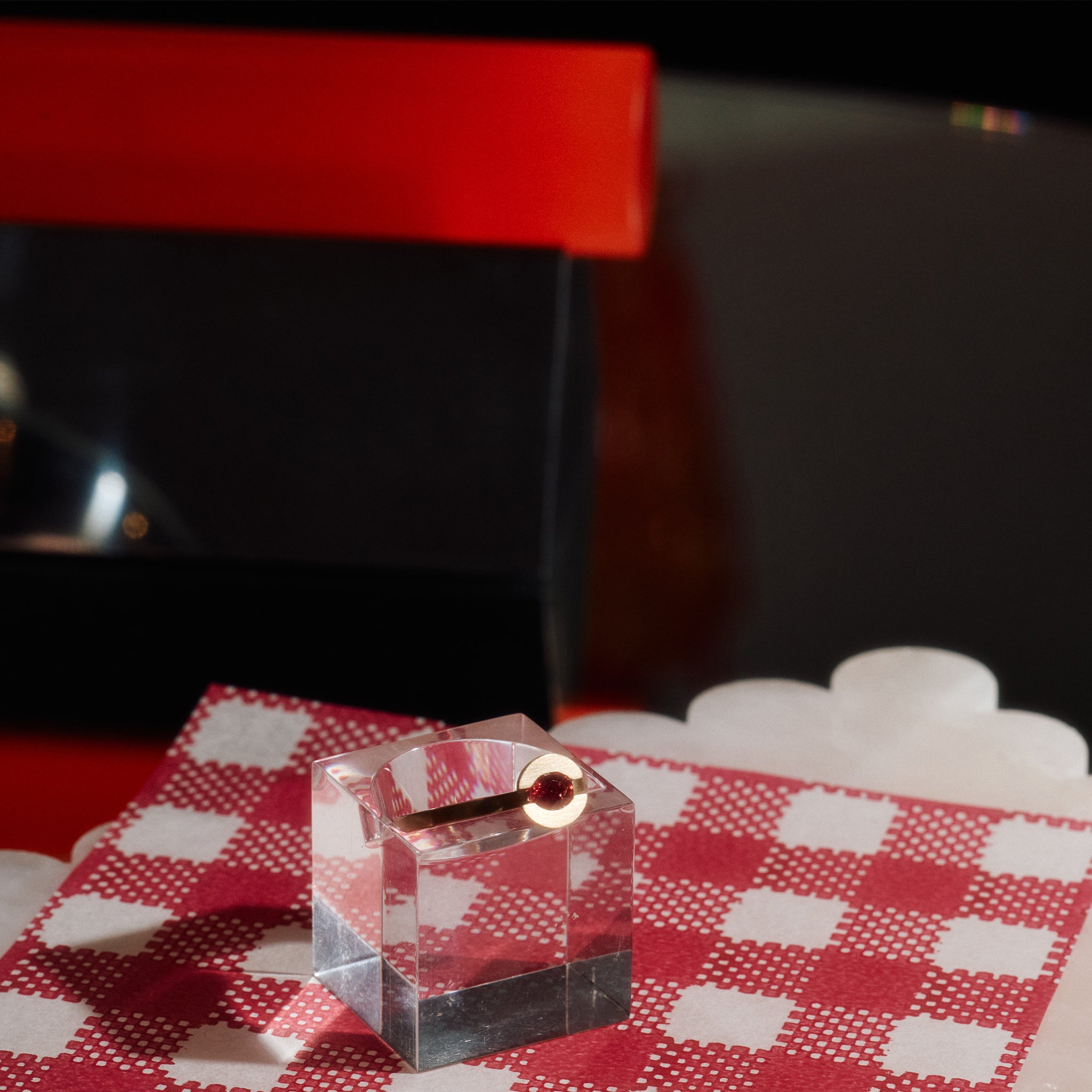 Haute Dog Ring