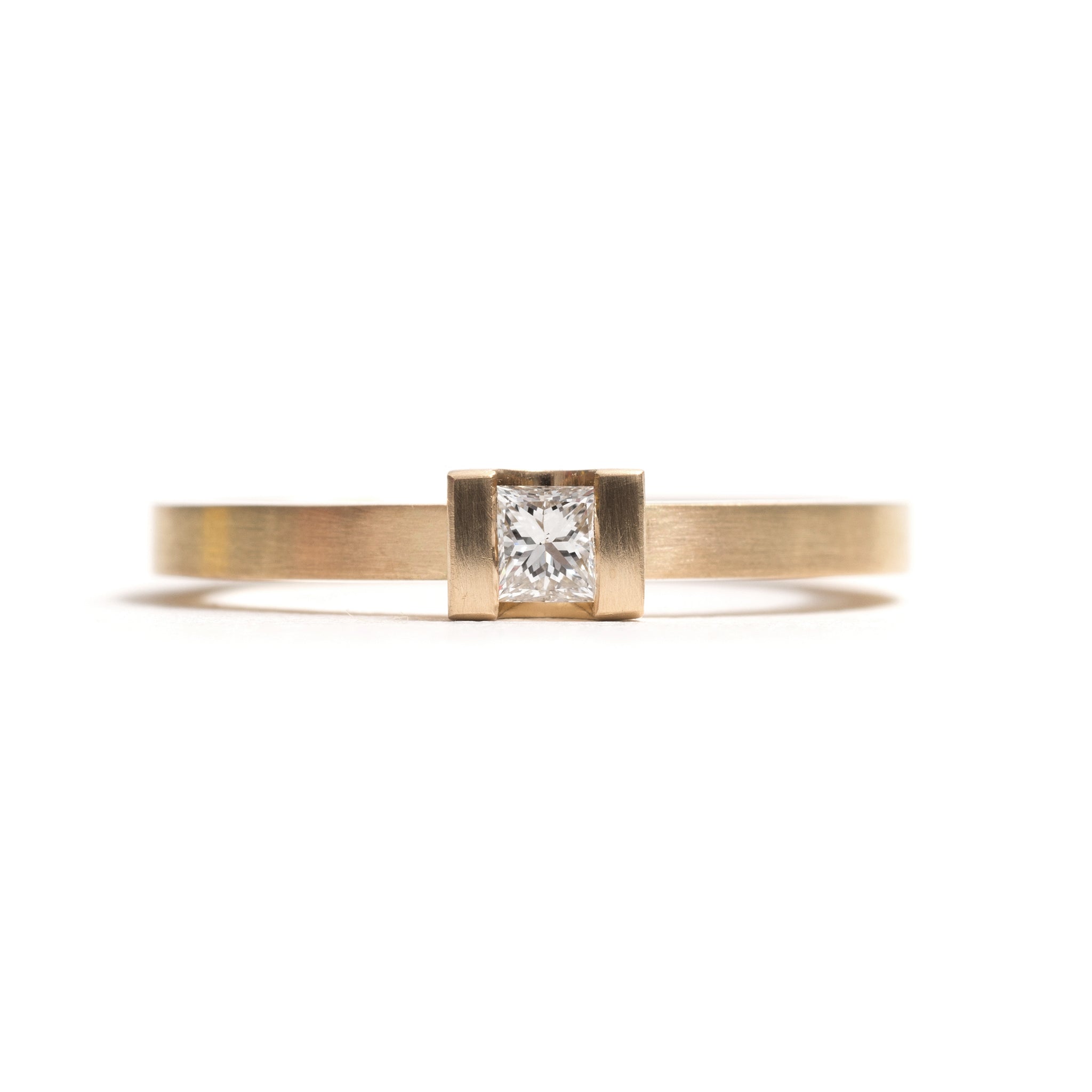 Curve High Set Diamond Ring