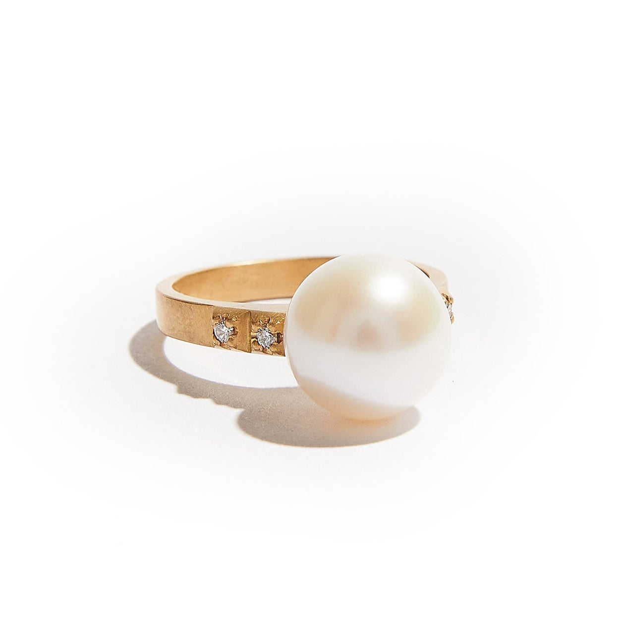 Freshwater Pearl & Pyramids Ring