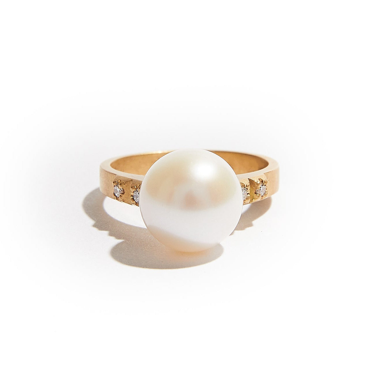 Freshwater Pearl & Pyramids Ring
