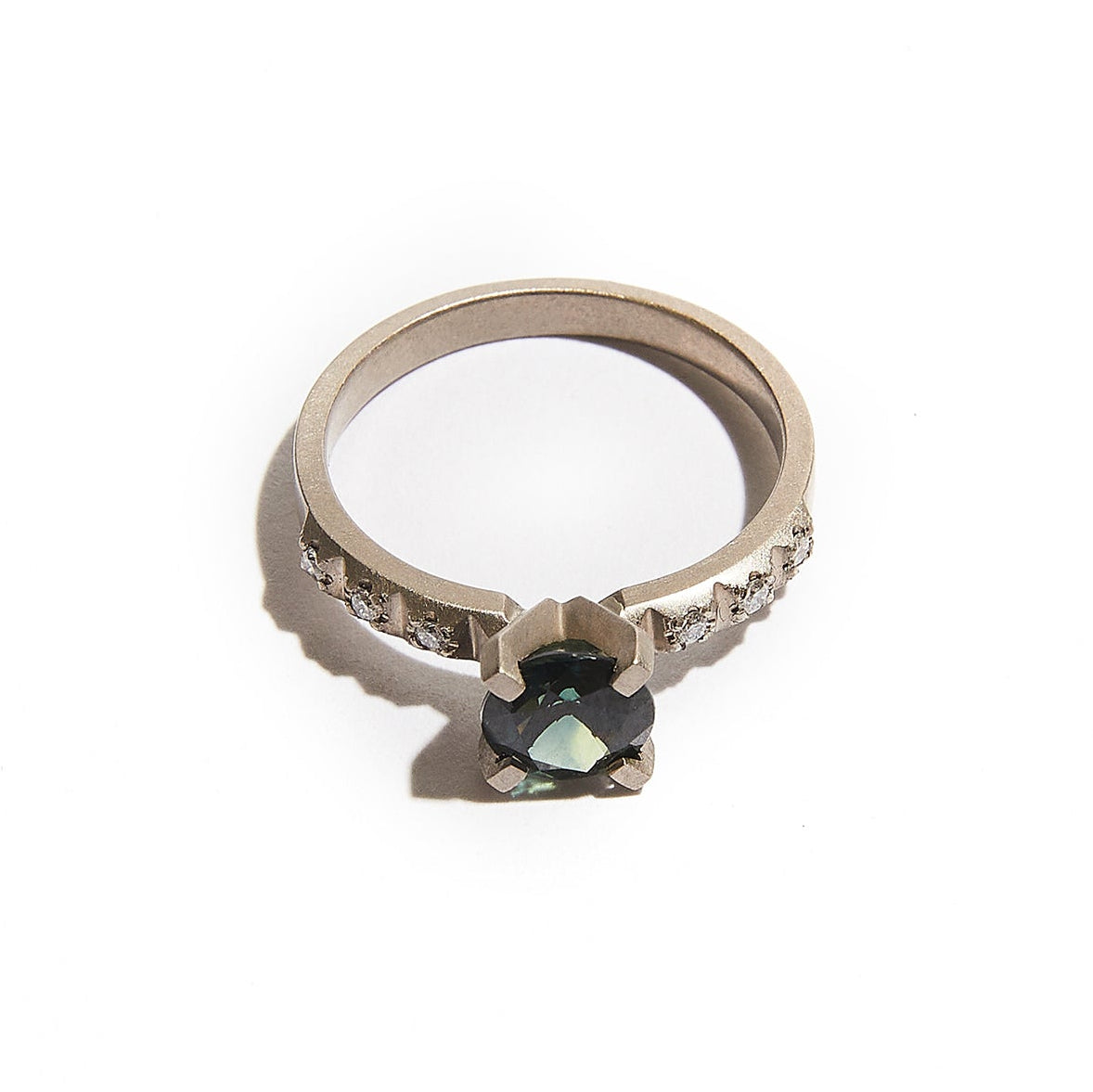 Novem Sapphire Ring