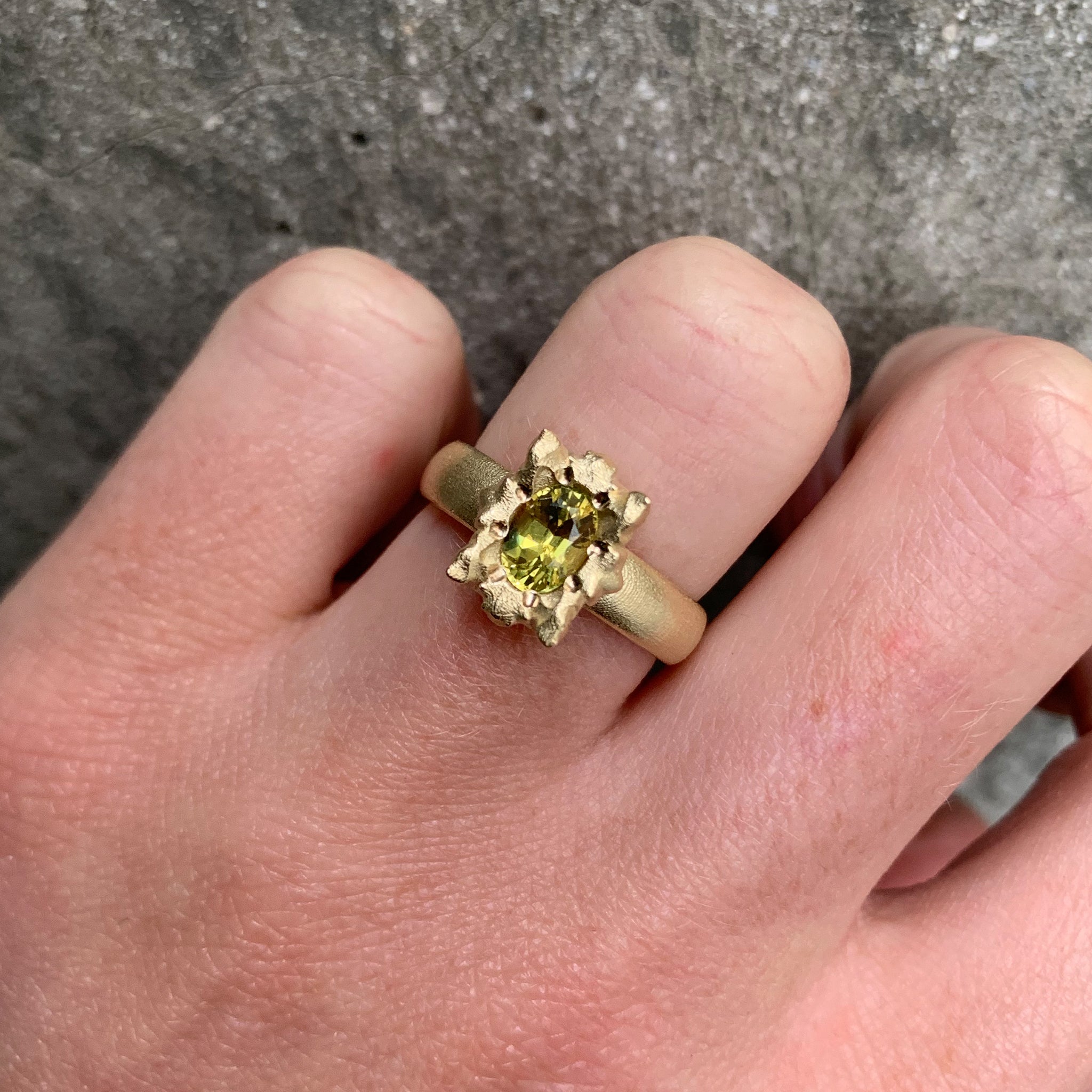 Solar Small Parti Sapphire Ring