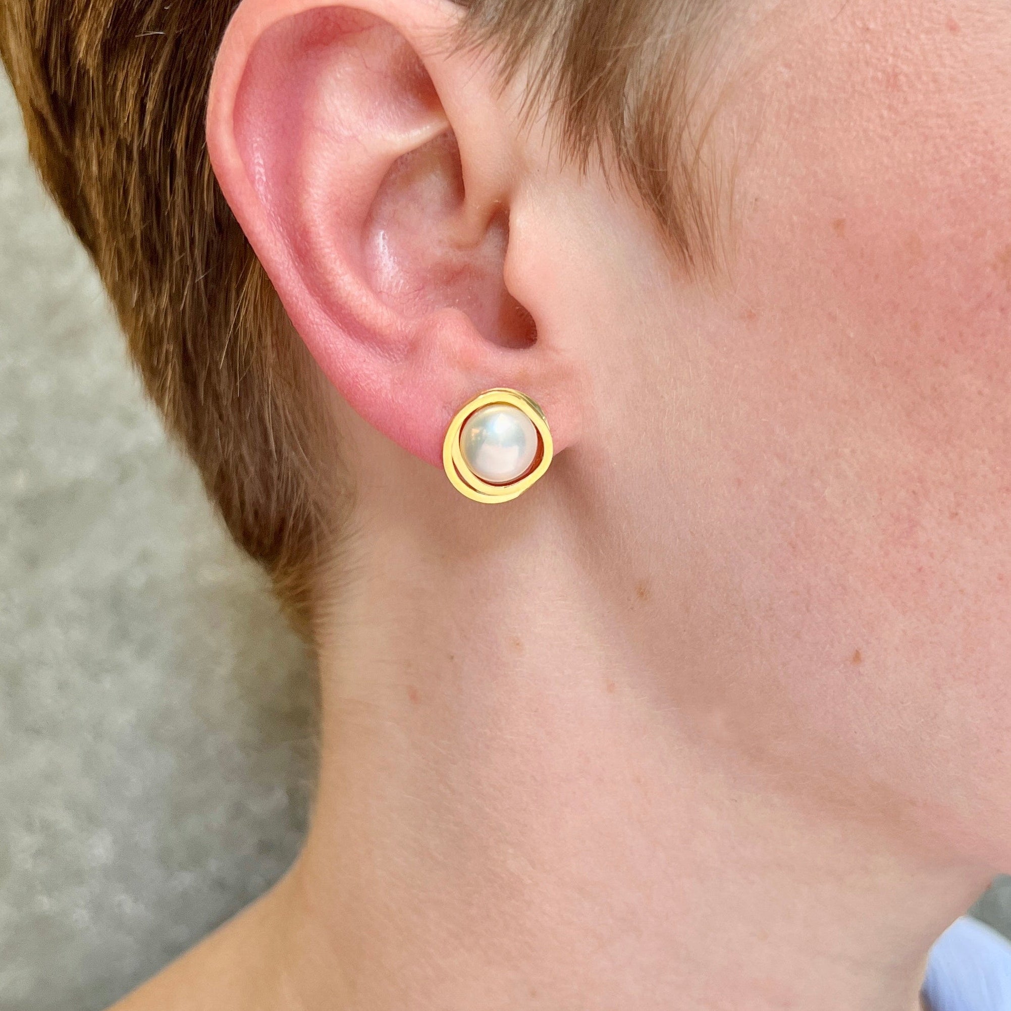 Continuum Large Pearl Studs Earrings