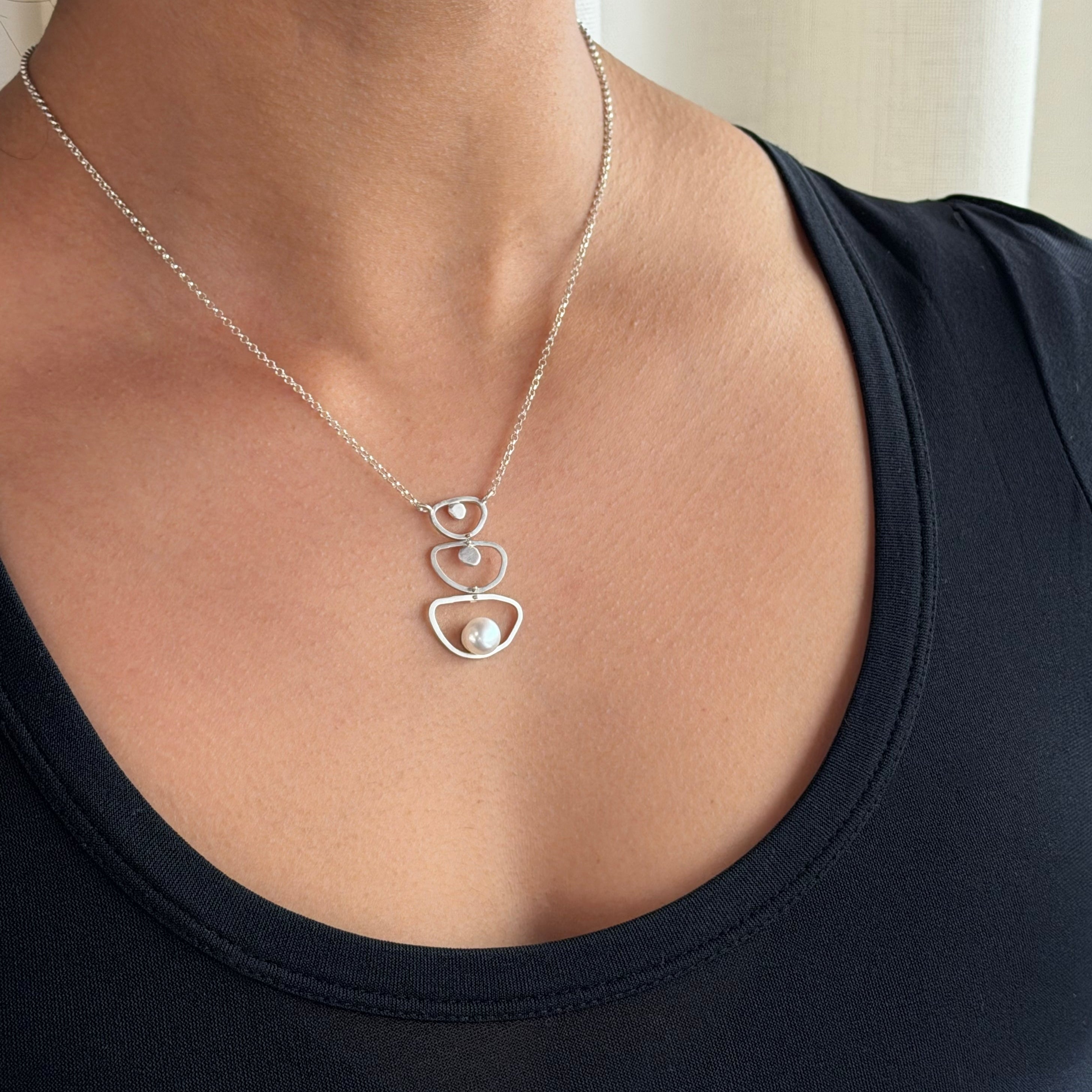 Cascade Formation Pendant