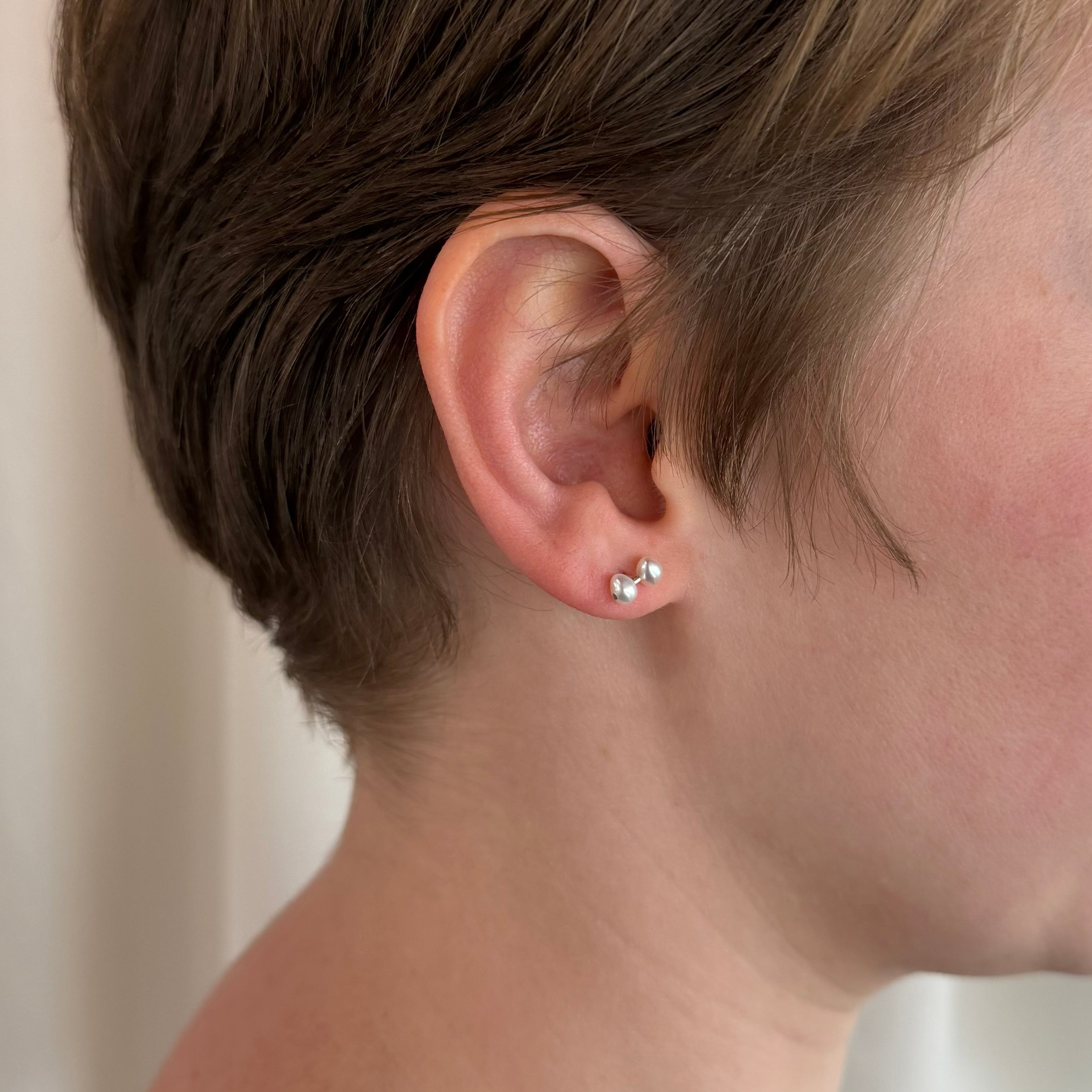 Siren Baroque Pearl Mini Short Earring (Single)