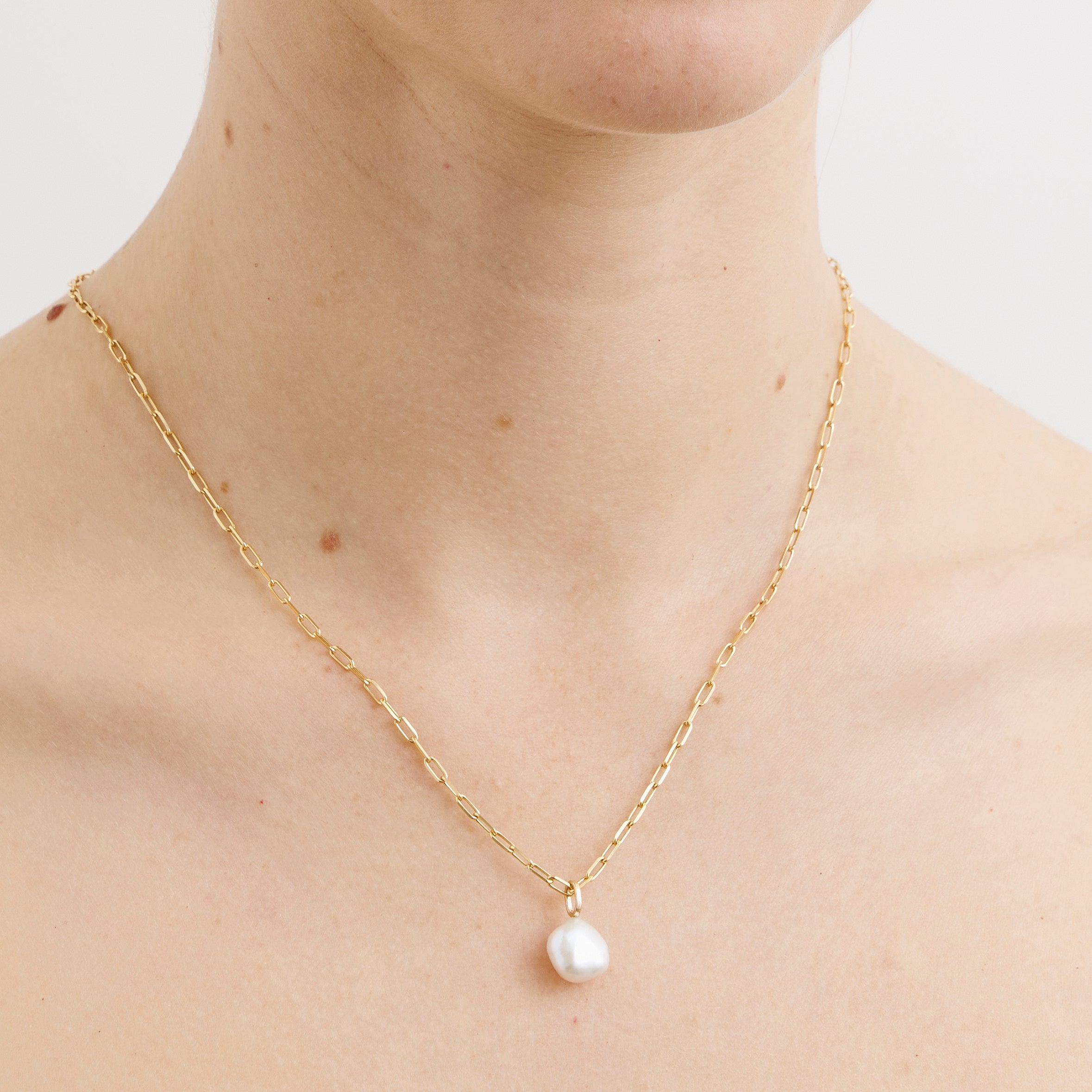 Baroque Pearl Drop Mini Link Necklace
