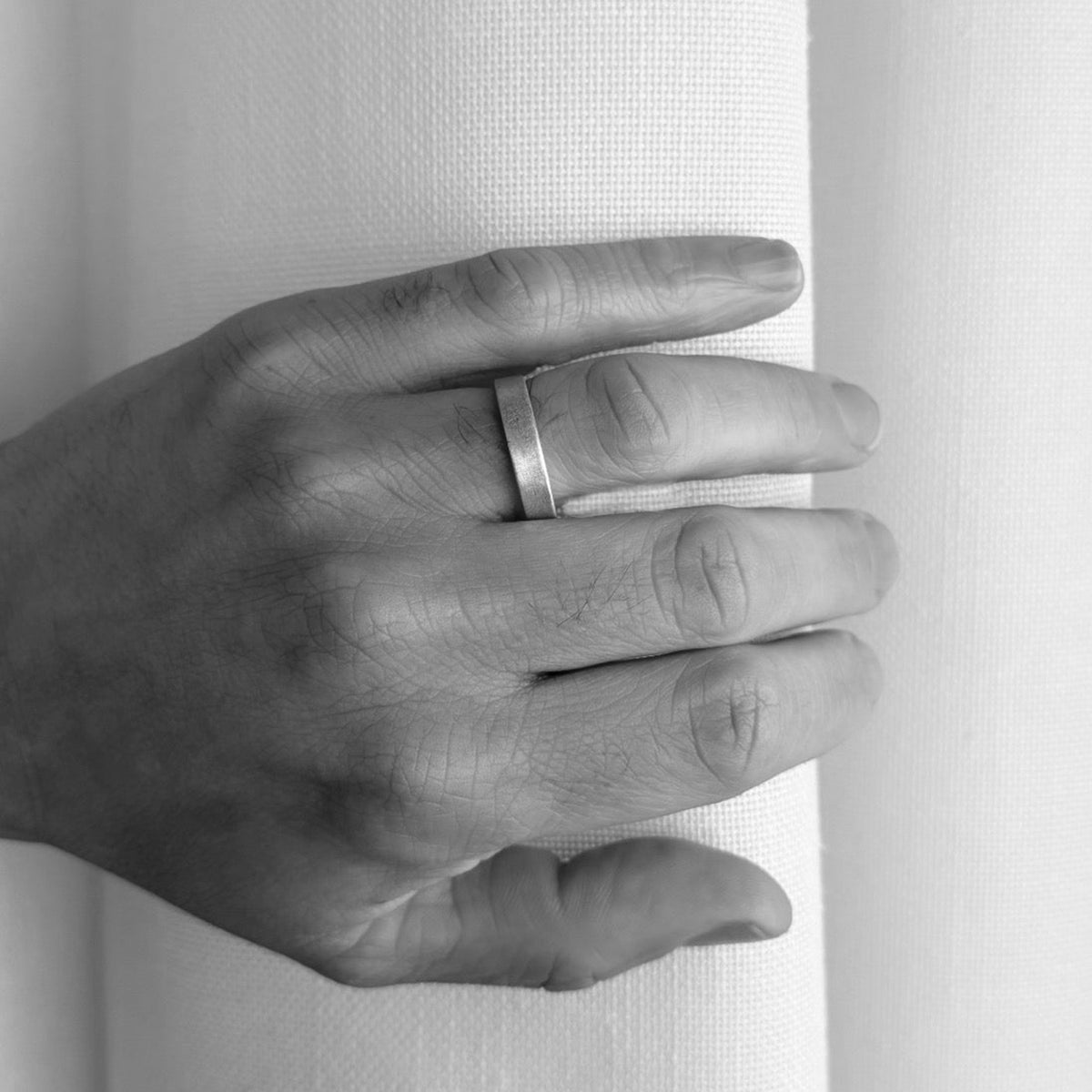 Agent Deckard Ring
