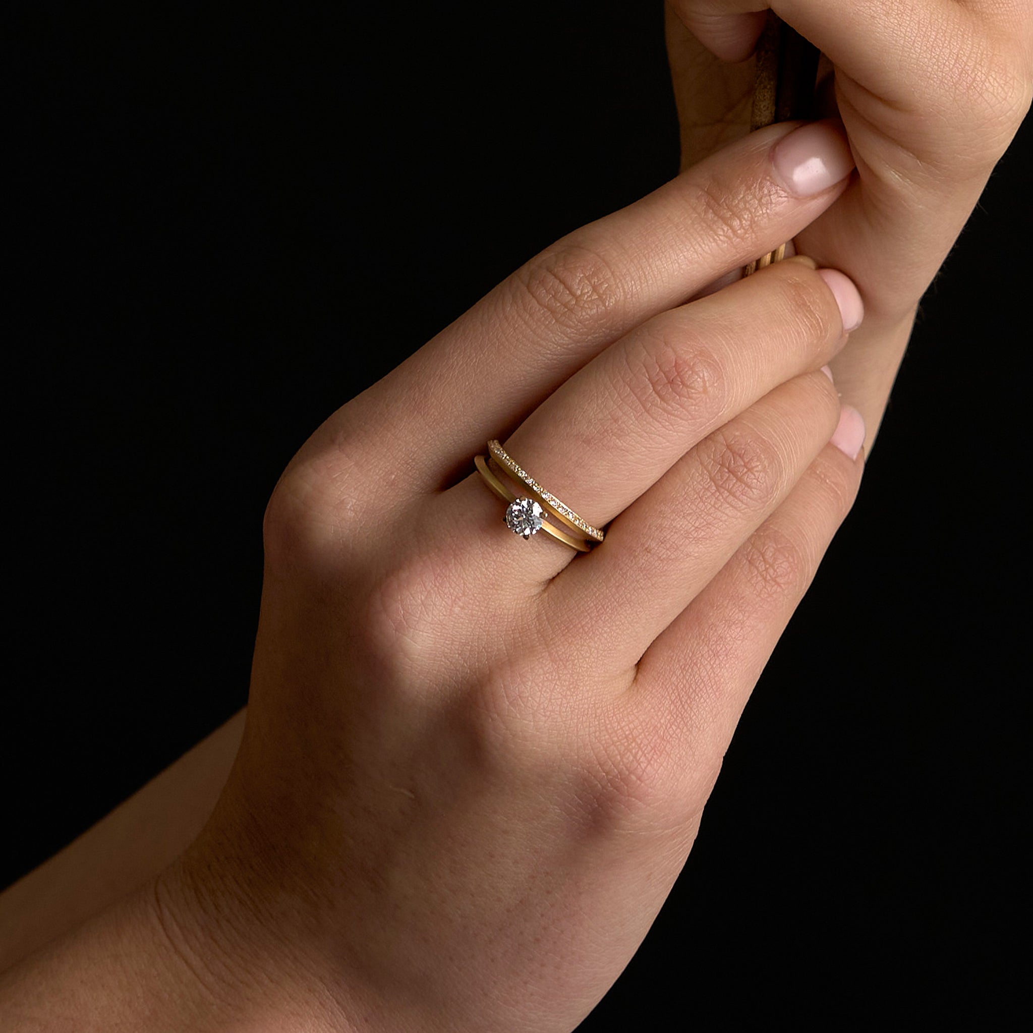 Classic V Love Ritual Diamond Ring