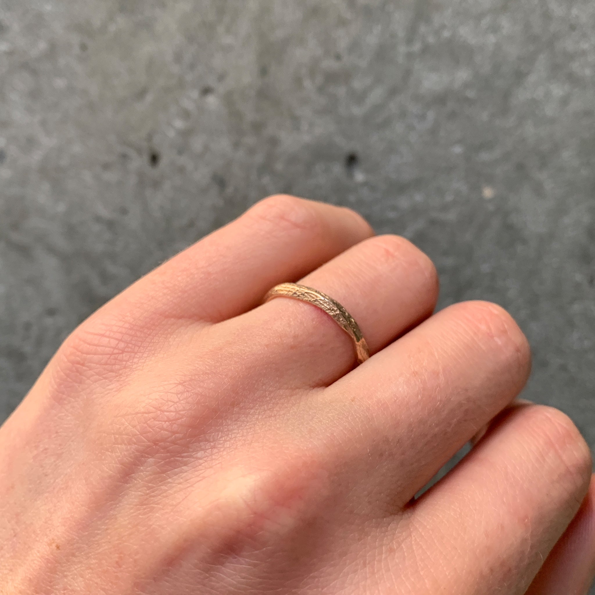 Continuum ring (fine)
