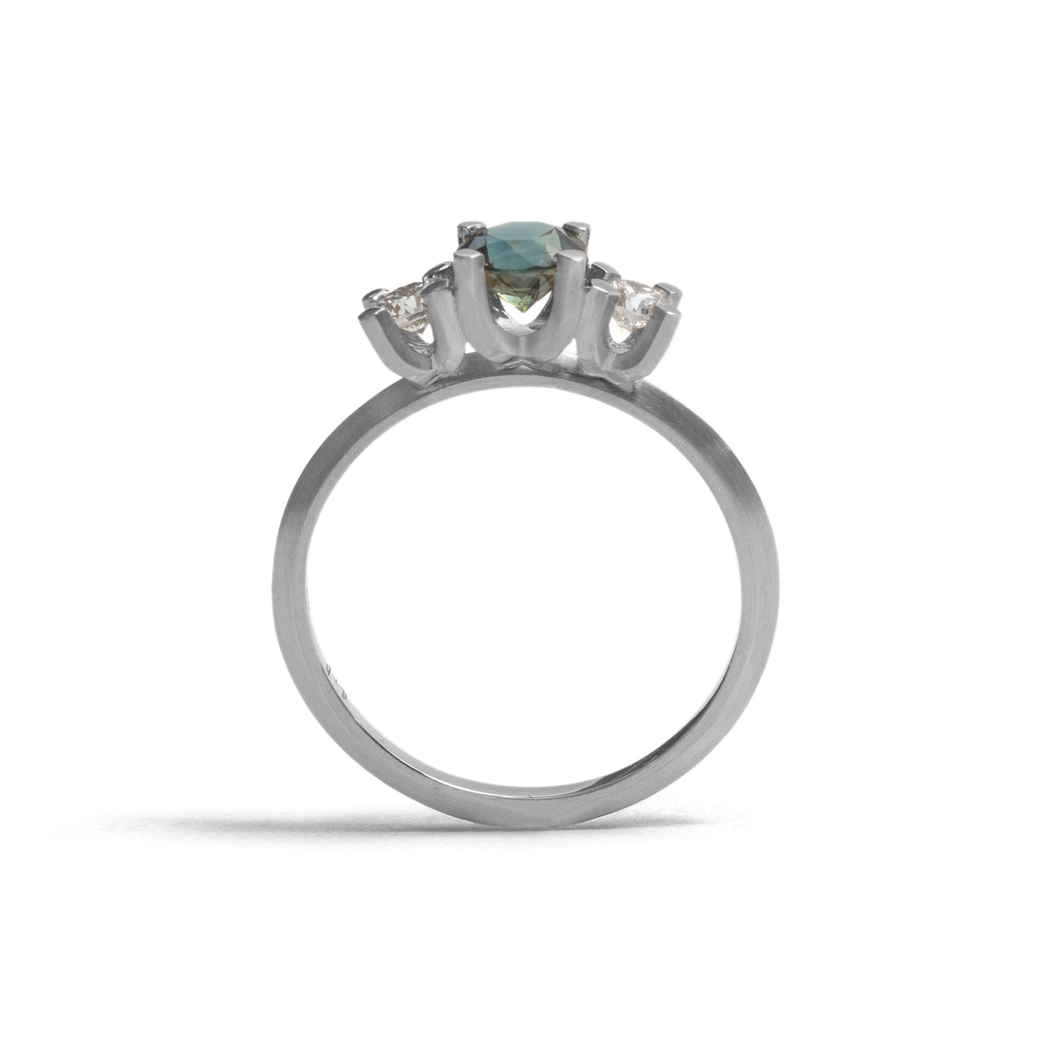 Heartbeat White Gold Parti Sapphire Diamond Love Ritual Ring