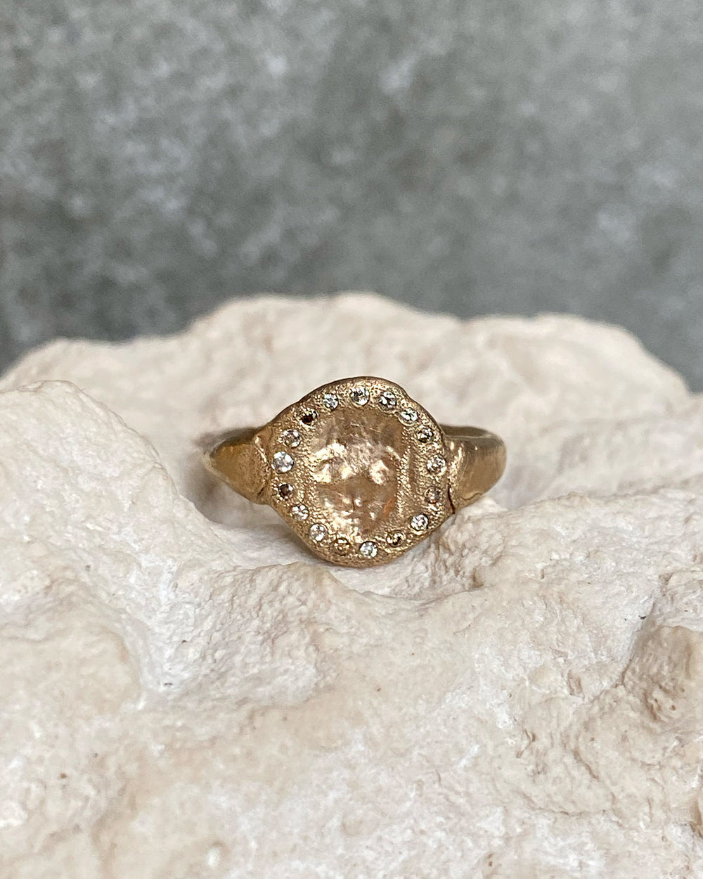 Piece by Piece: Suzi Zutic's 'Golden Apparition #2' Ring from her 'Sai