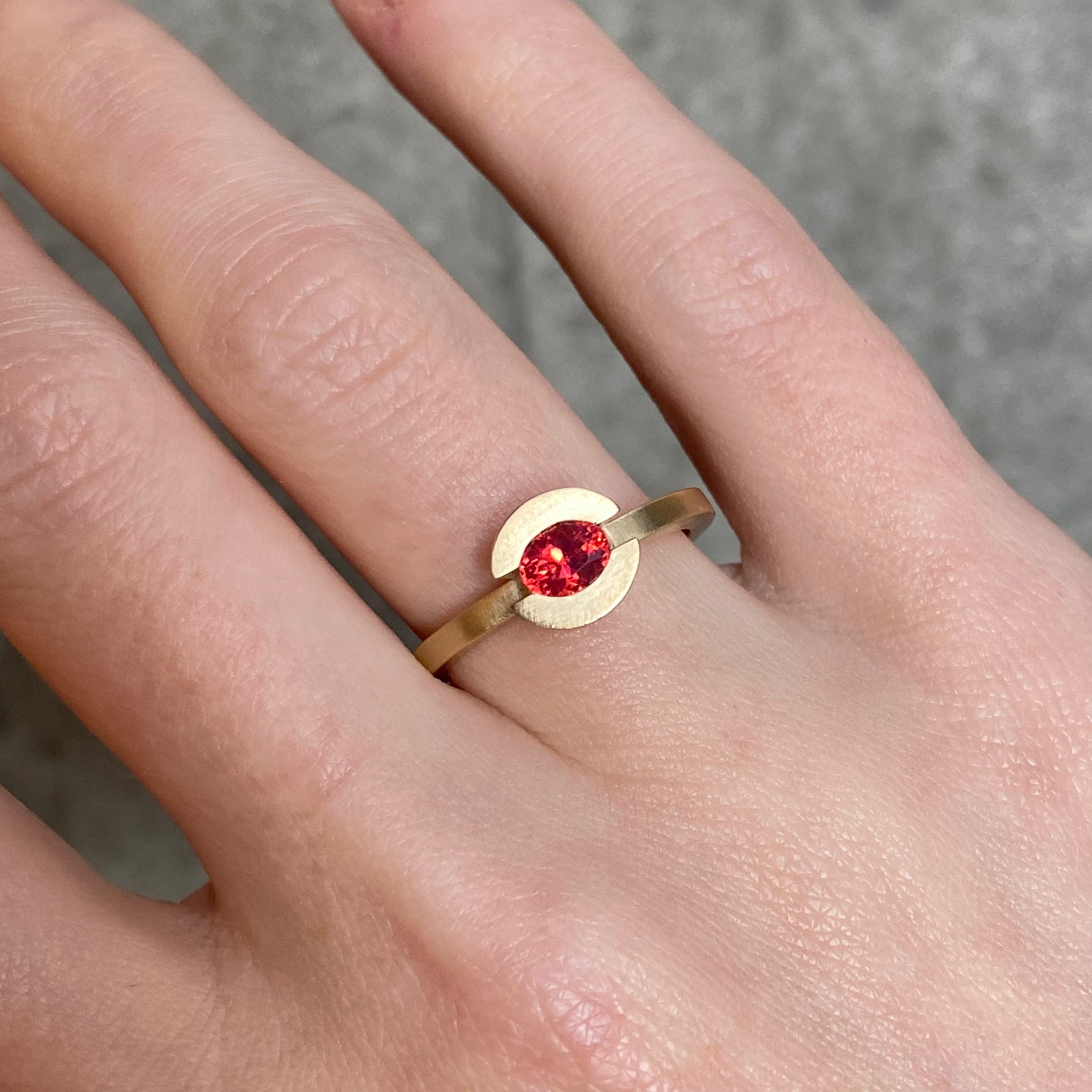 Haute Dog Ring