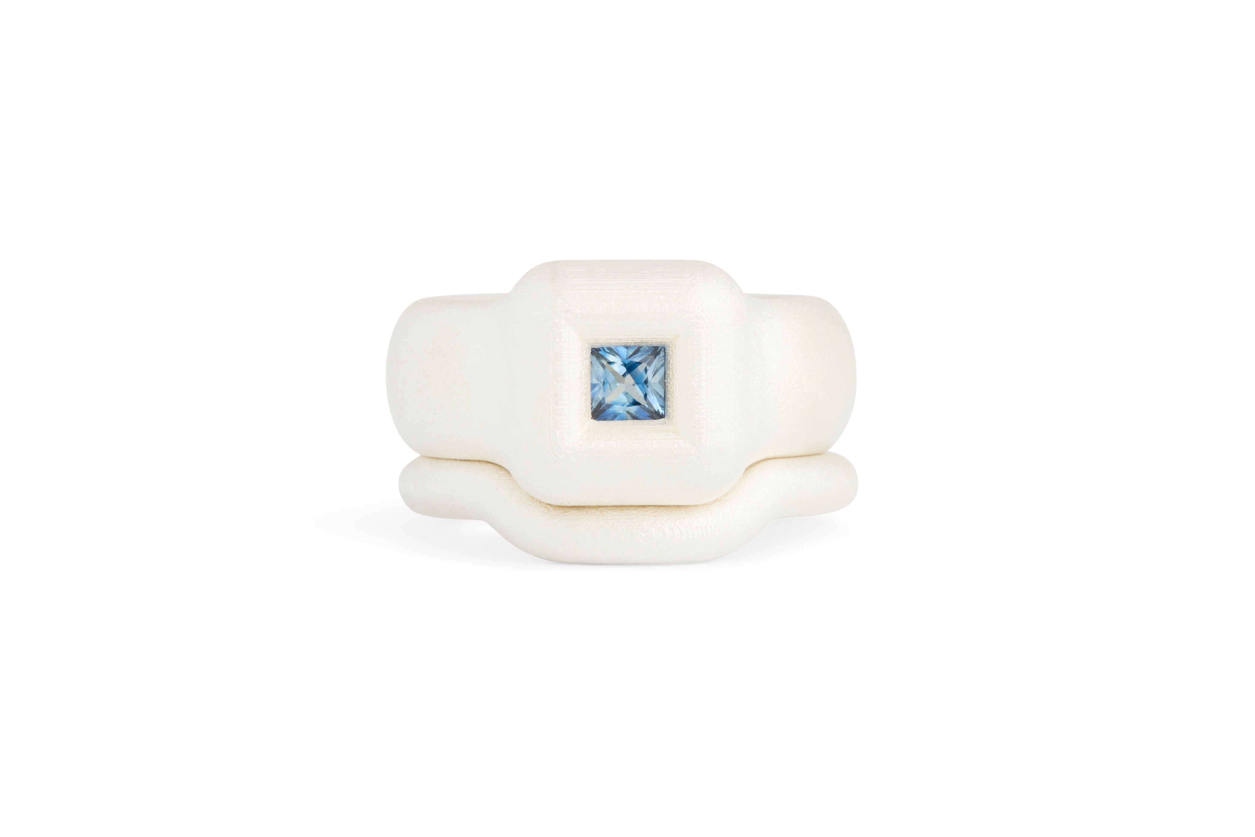 Metallic Contour Band Ring