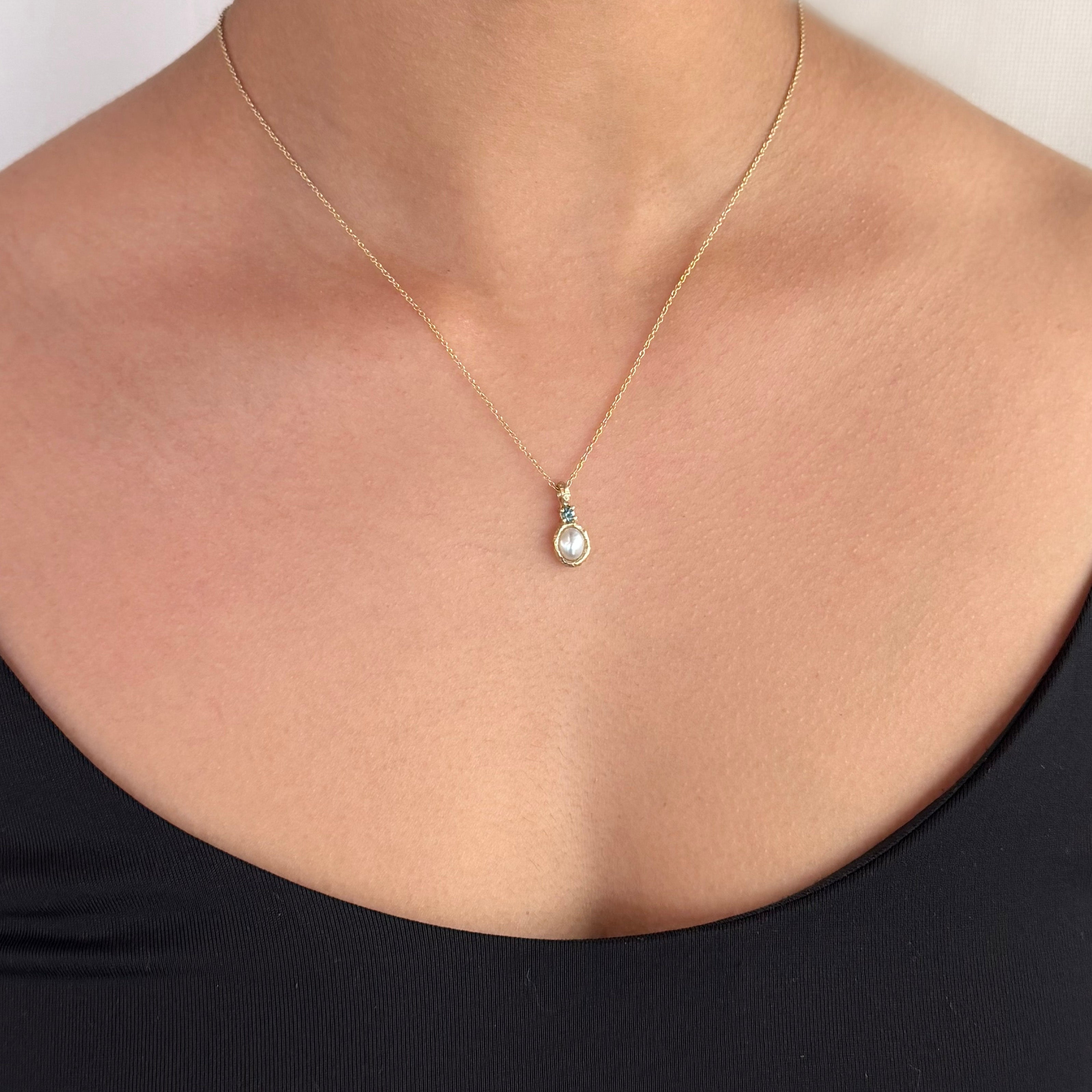 Hinterland Petite Drop Pendant