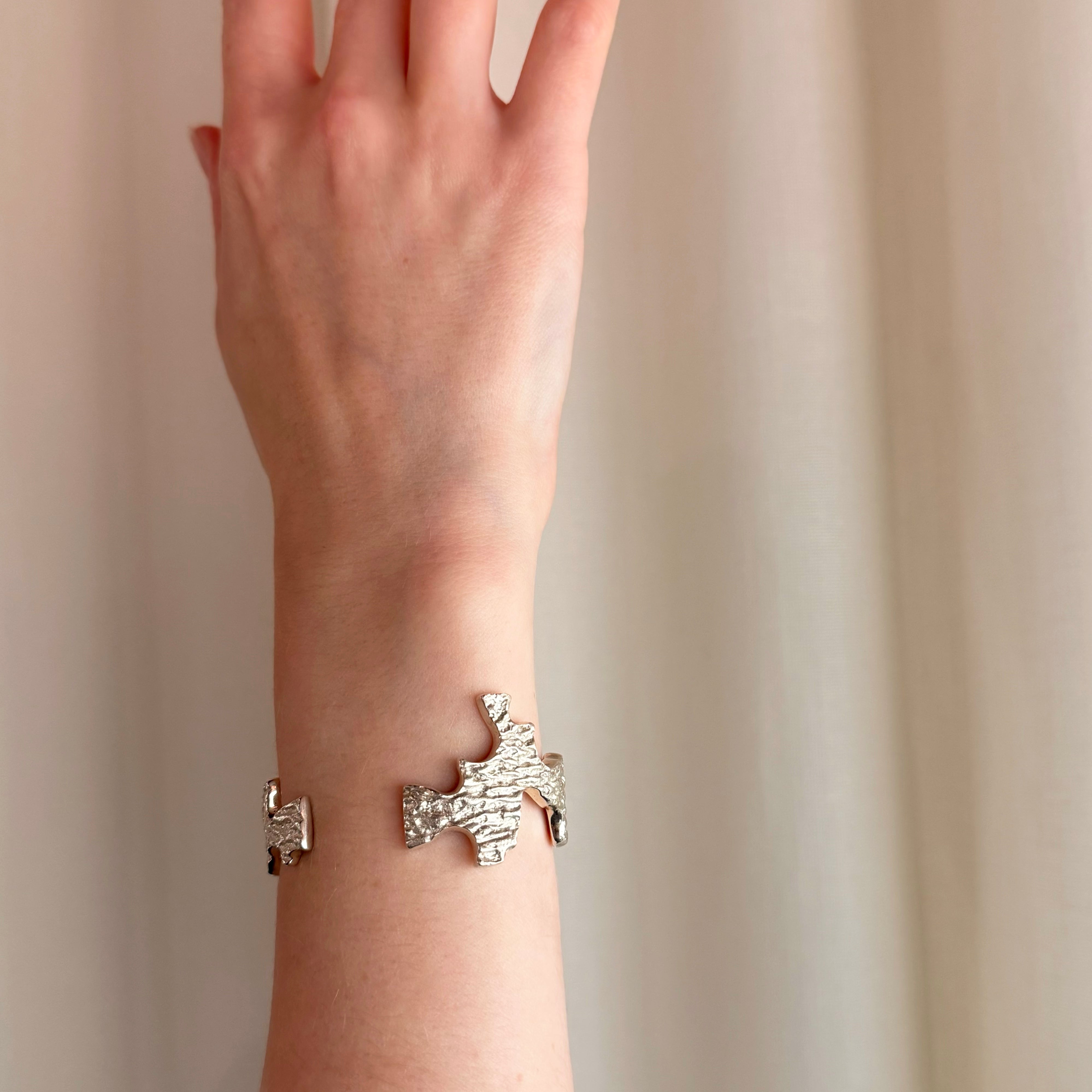 Cut Out Cuff With Hinge