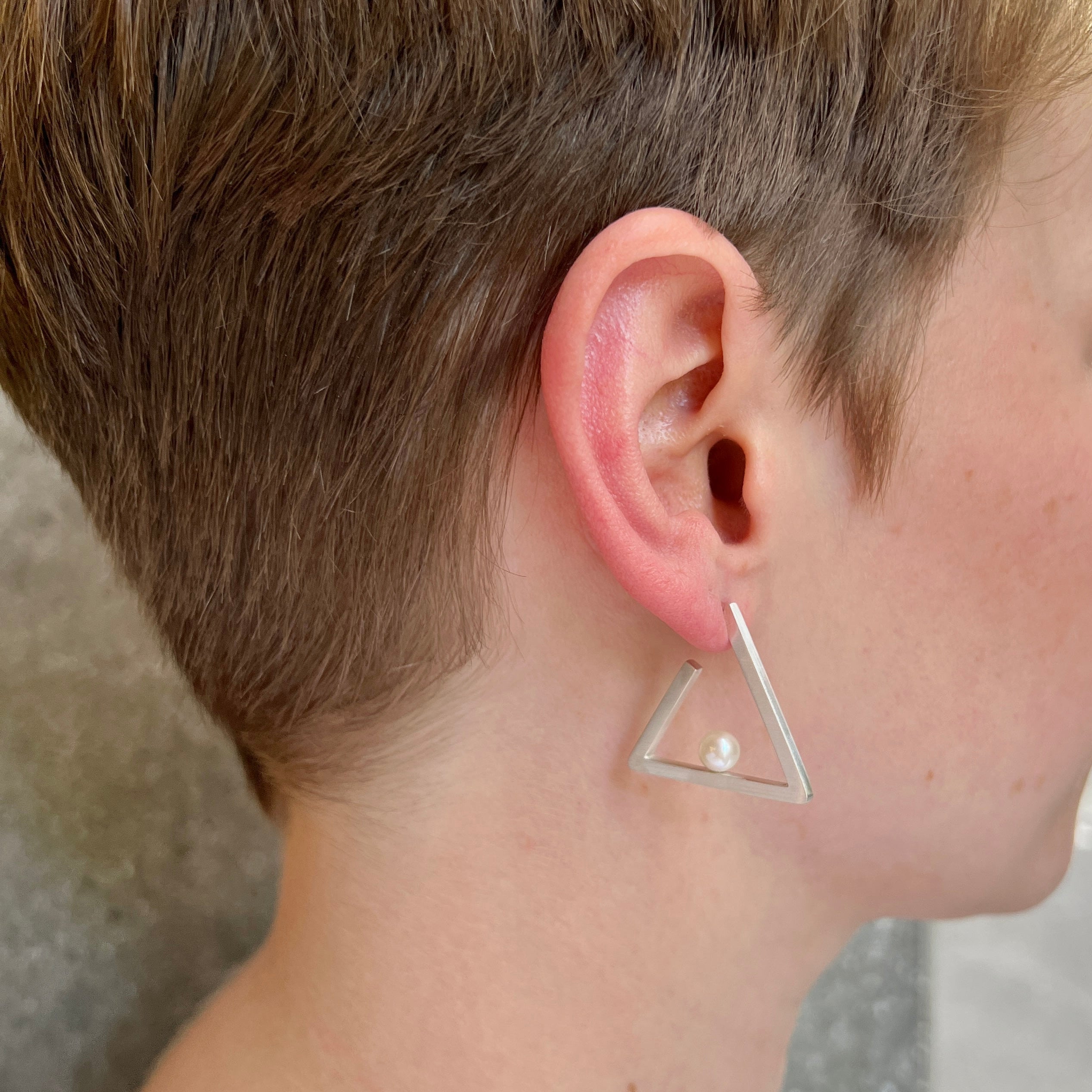 Minimal Triangle with Pearl Earrings