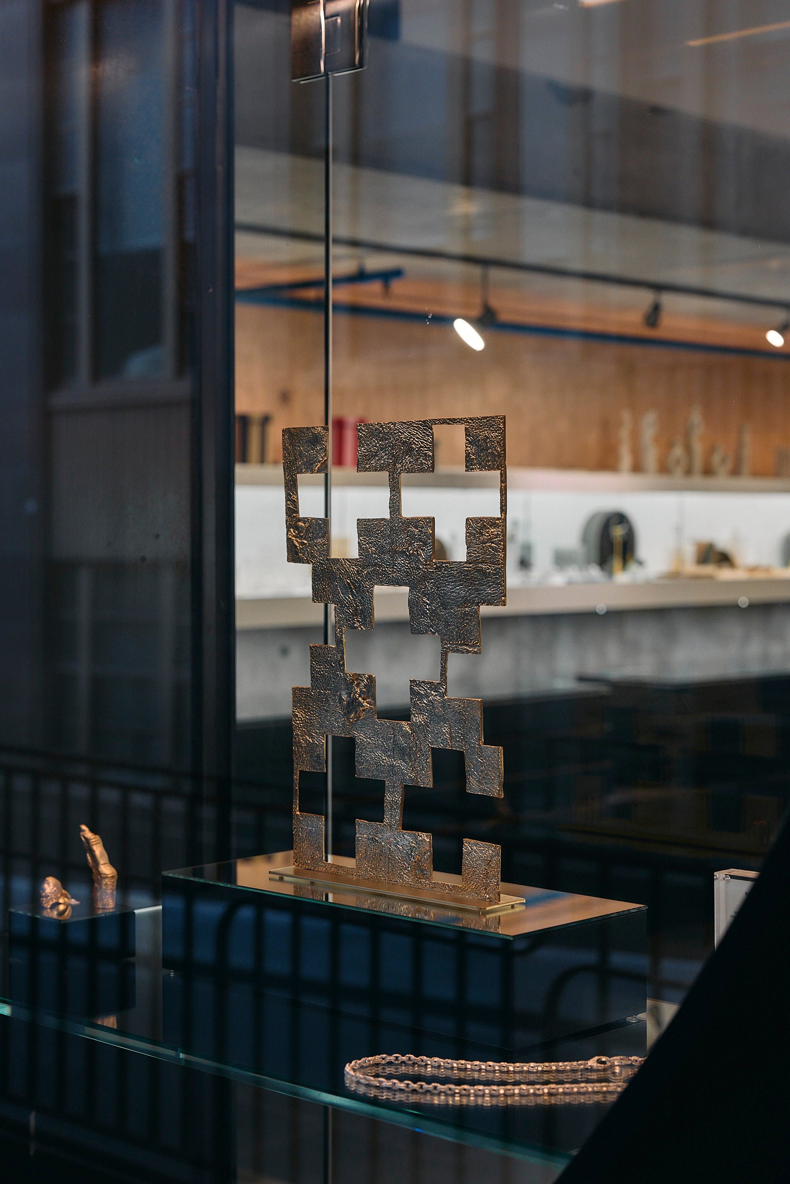 Cut Out Cross Skin Screen