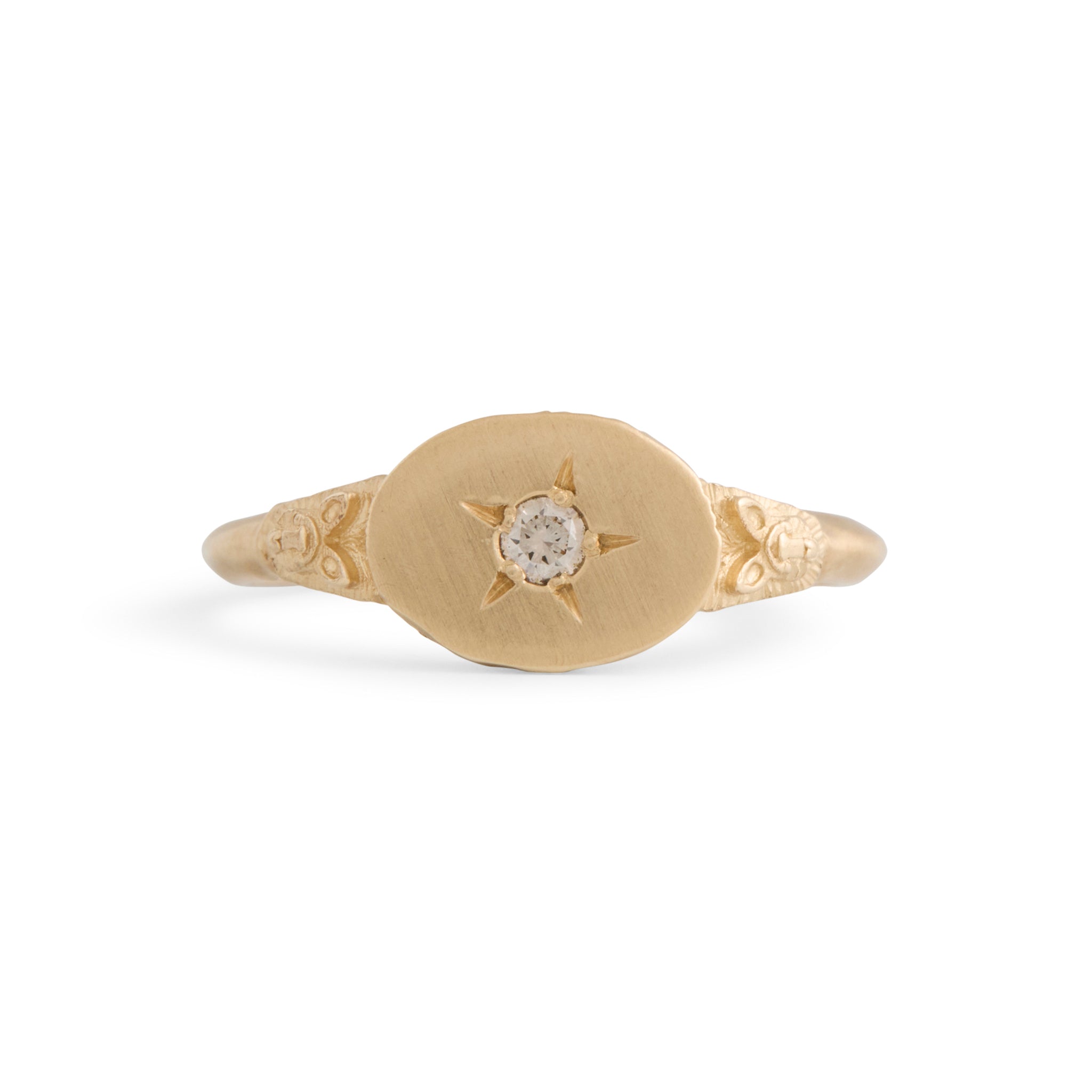 Antilopine Argyle Diamond Ring