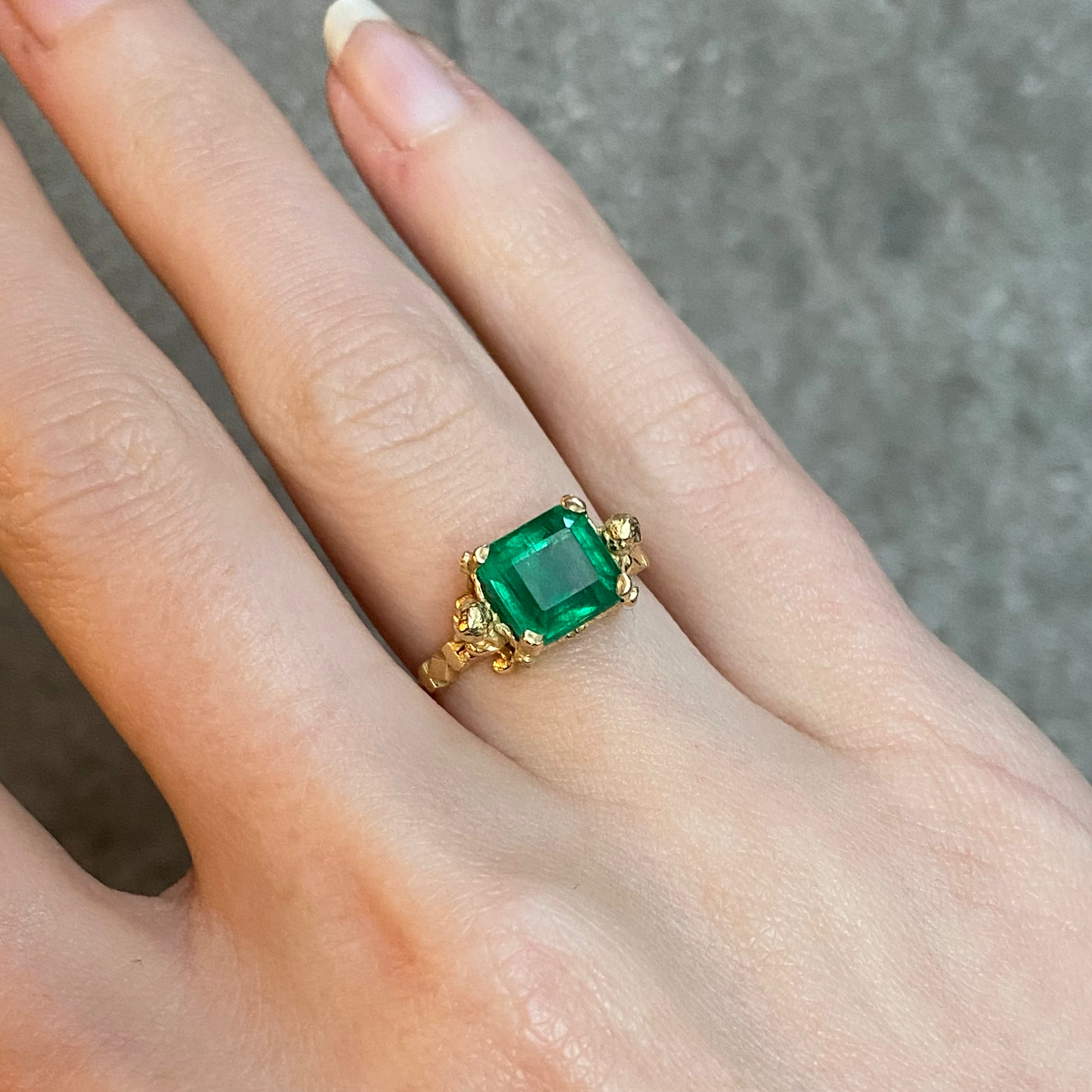 Venus' Cherubs and Emerald Ring