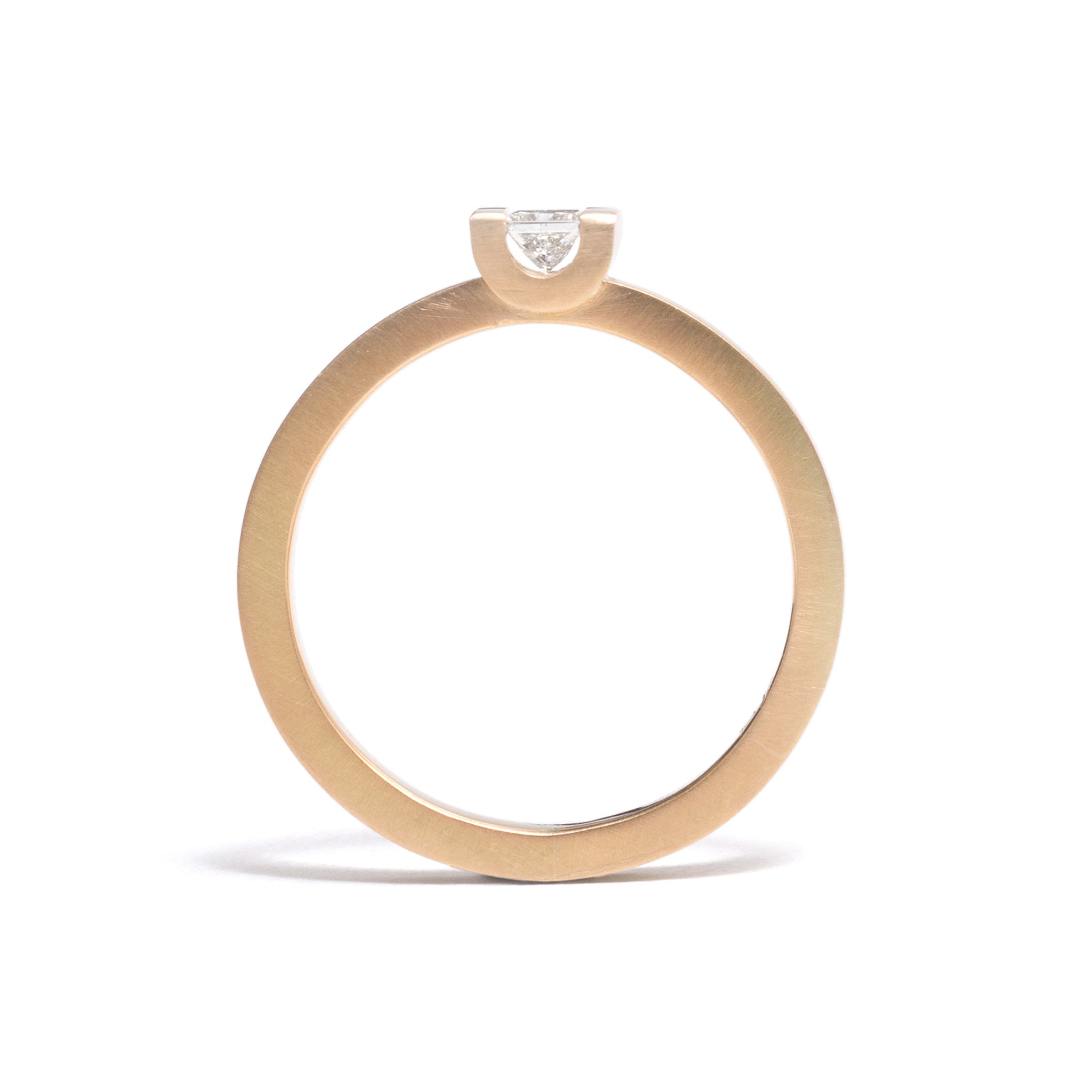 Curve Set Diamond Ring