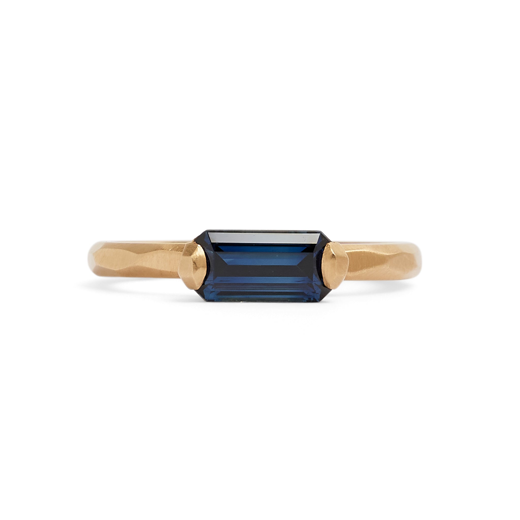 Two Claw Ring